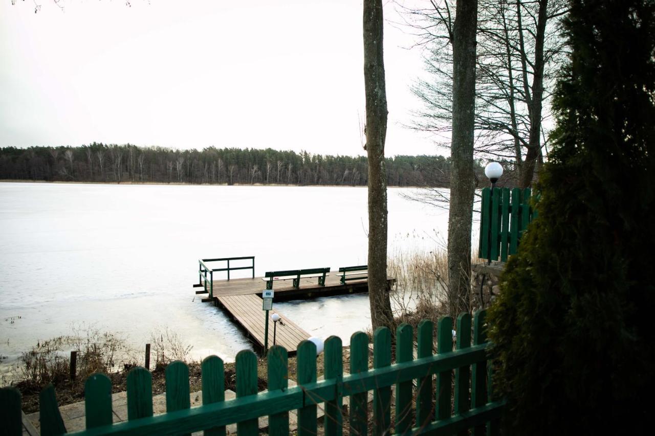 Zajazd Bombonierka Wikno Exterior photo